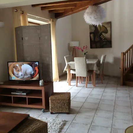 Maison Charentaise Renovee * Neuvicq-le-Château