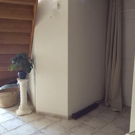 Tatil Evi Maison Charentaise Renovee Neuvicq-le-Château